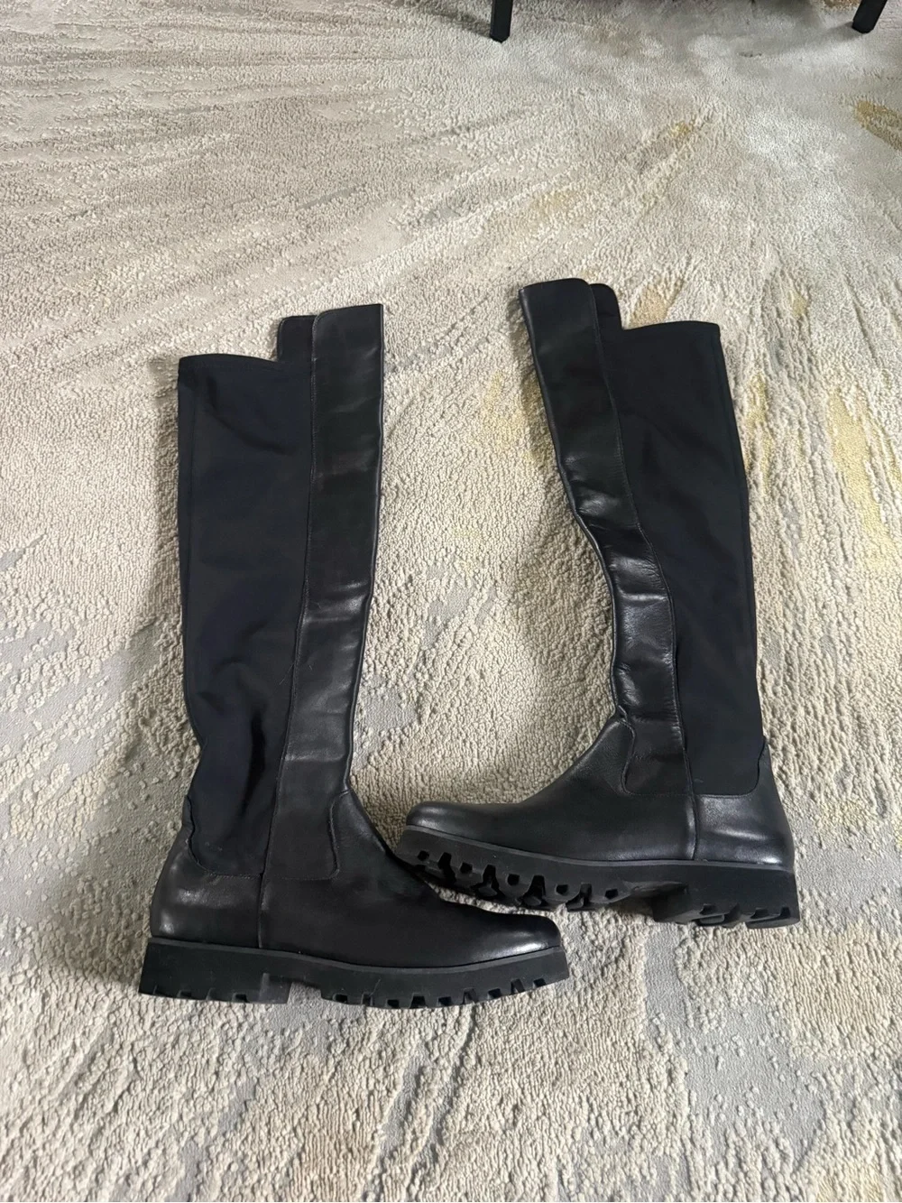 DONALD J PLINER Ronda Tall black Leather Boots over the knee pull on 8.5
